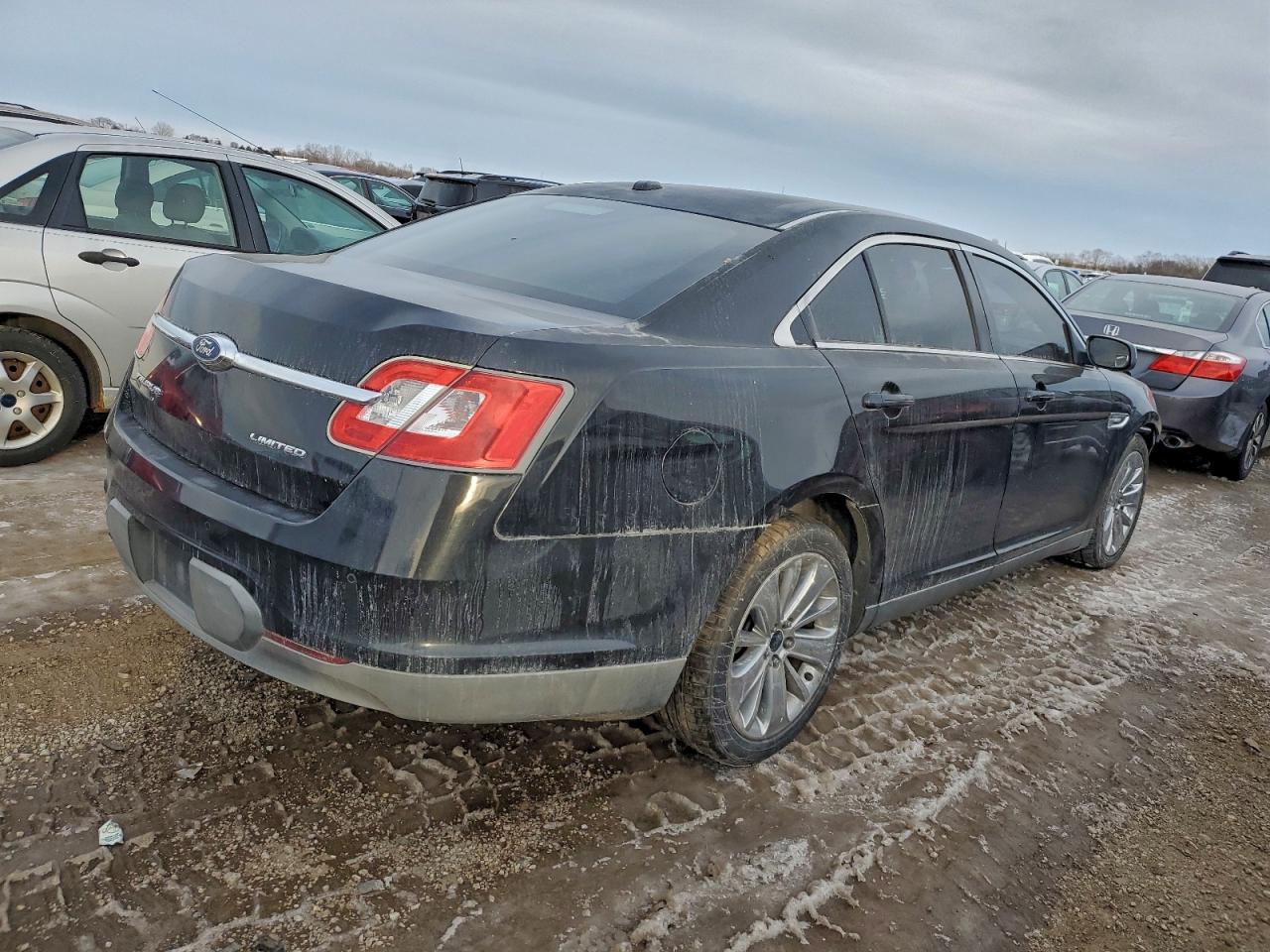 Ford Taurus Limited Image 3