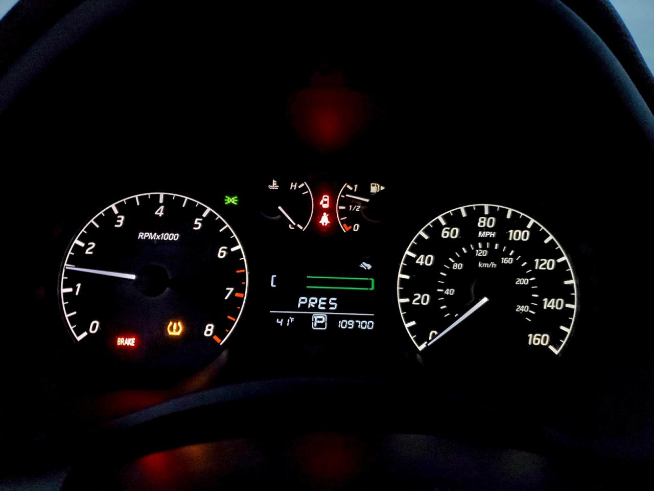 Nissan Sentra S Image 10