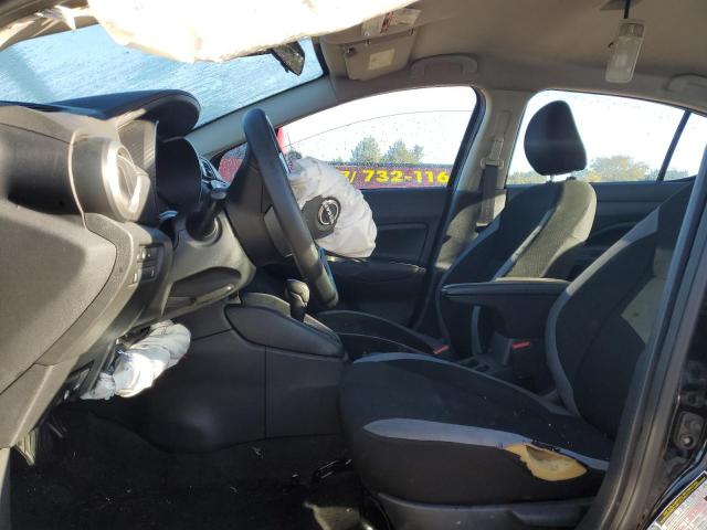 Nissan Versa S Image 9