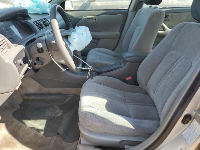 Toyota Camry Ce Image 5