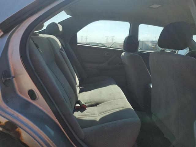 Toyota Camry Ce Image 4