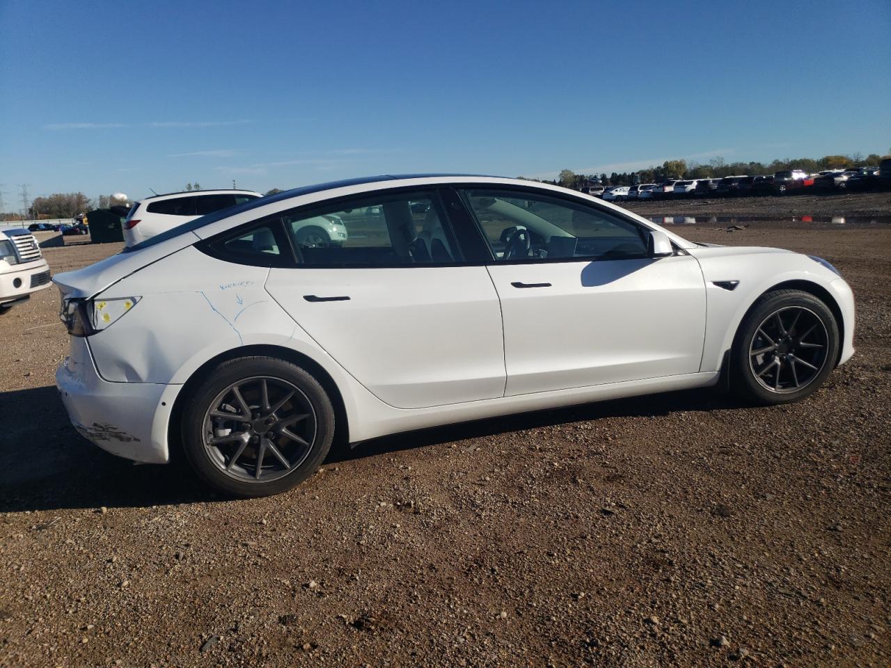 Tesla Model 3 Image 10