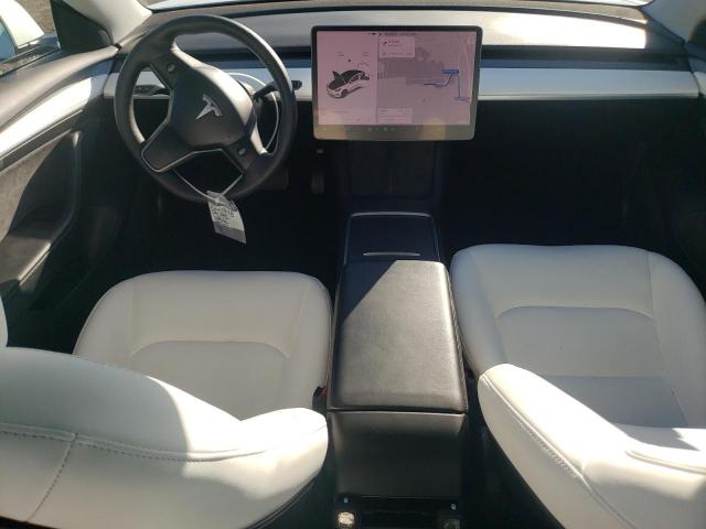 Tesla Model 3 Image 9