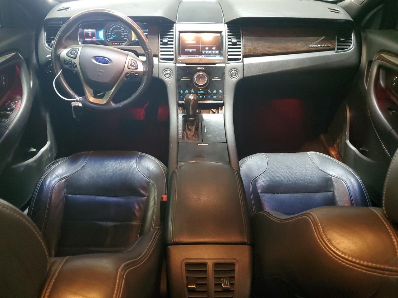 Ford Taurus Limited Image 12