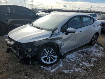  Salvage Nissan Versa