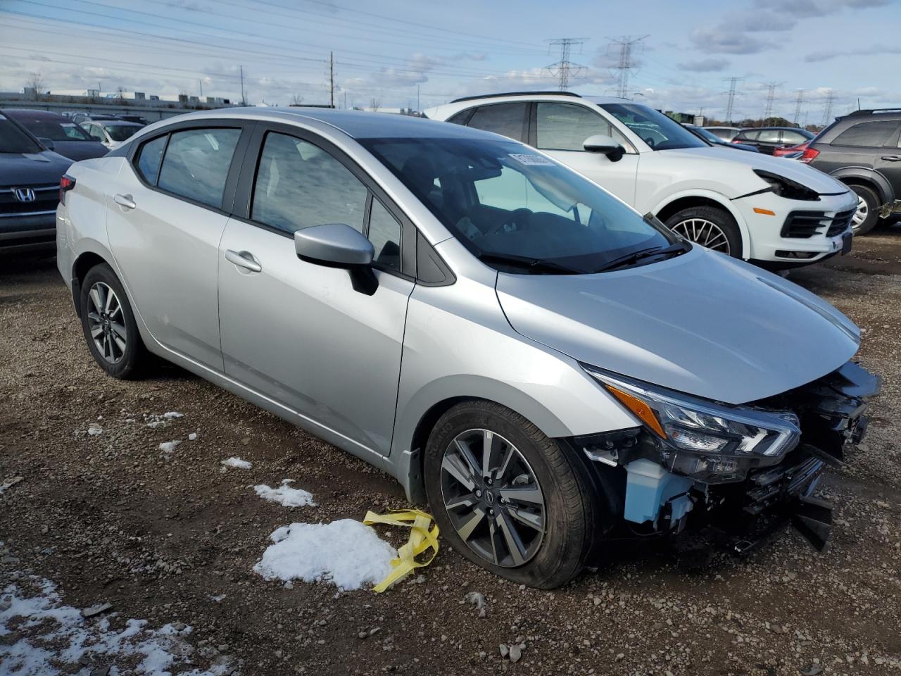 Nissan Versa Sv Image 5