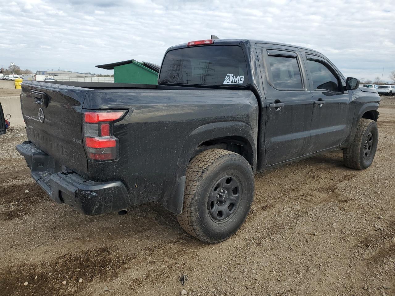 Nissan Frontier S Image 3