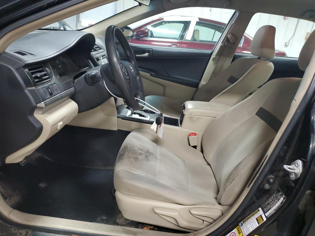 Toyota Camry L Image 7