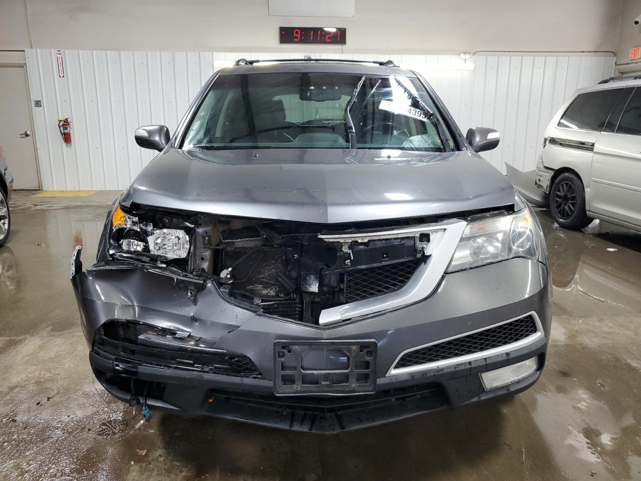 Acura MDX Advance Image 3