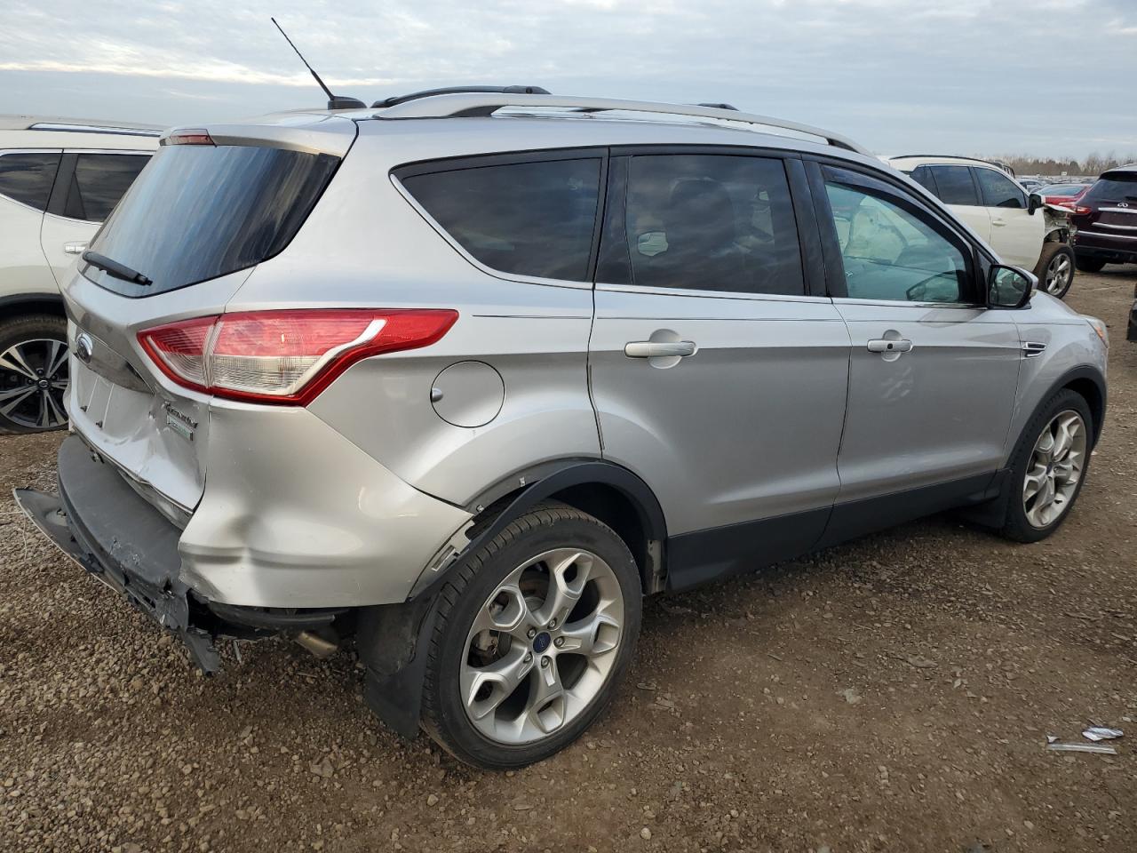 Ford Escape Titanium Image 2