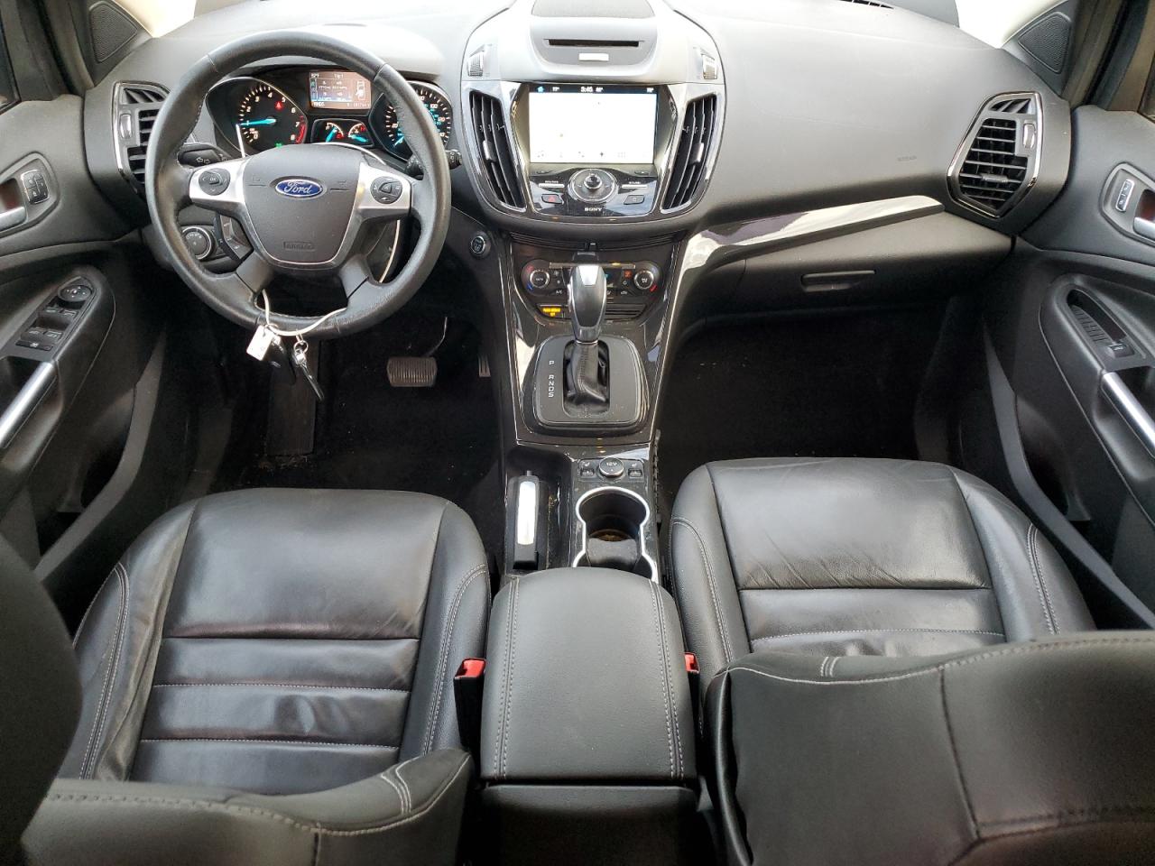 Ford Escape Titanium Image 12