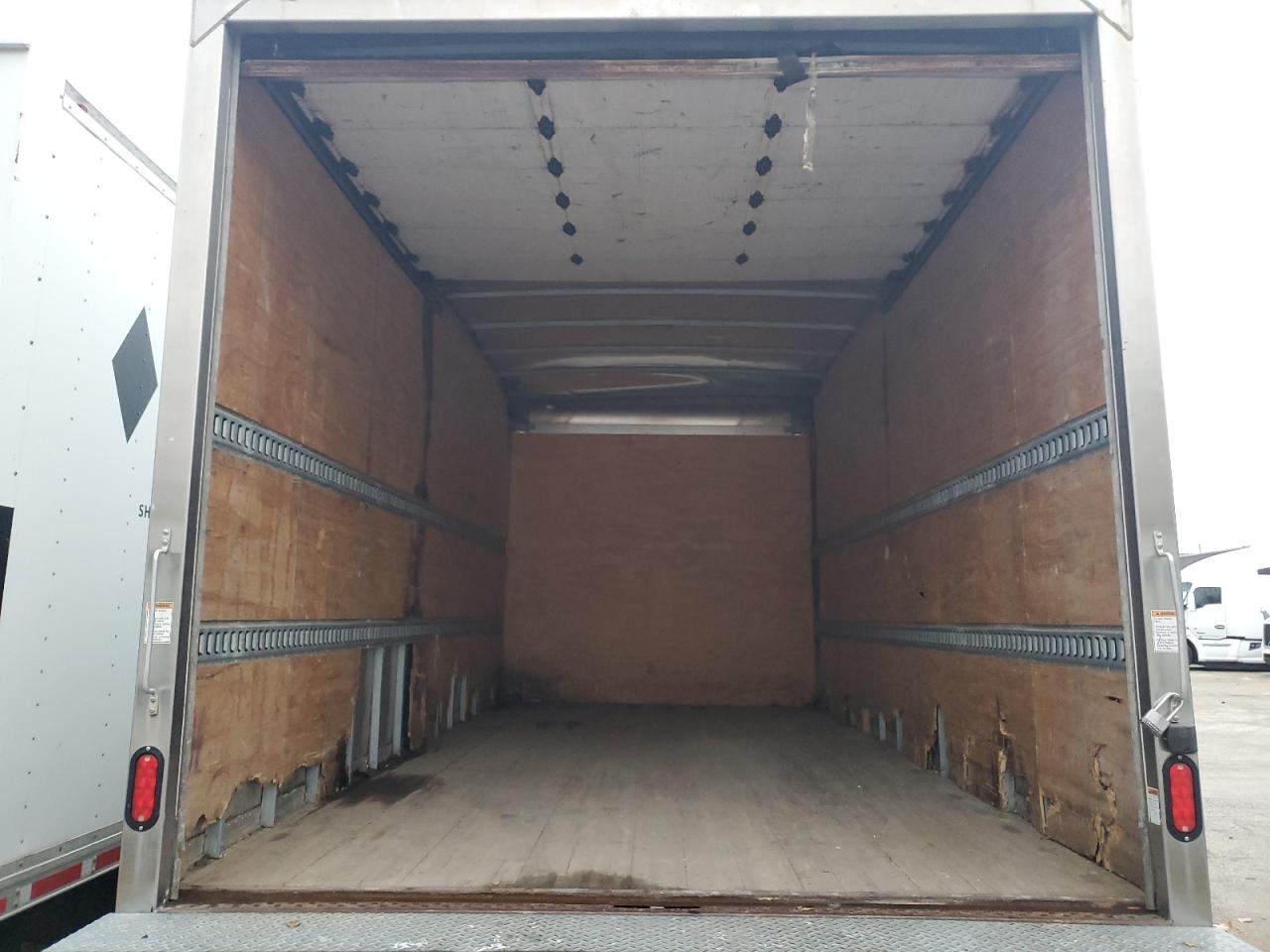 Isuzu Npr Hd Image 11