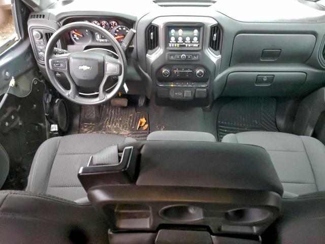 Chevrolet Silverado K1500 Custom Image 2