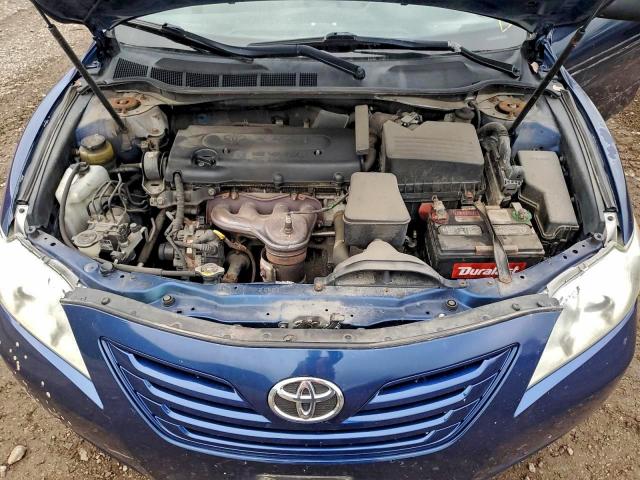 Toyota Camry Base Image 10