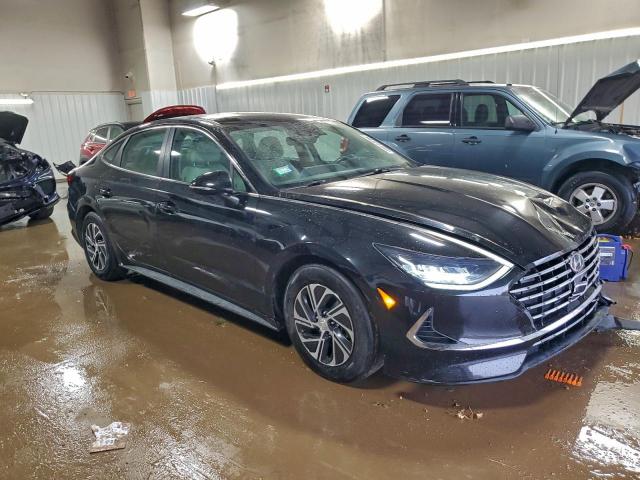 Hyundai SONATA Hybrid Image 2