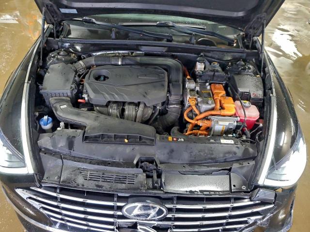 Hyundai SONATA Hybrid Image 4