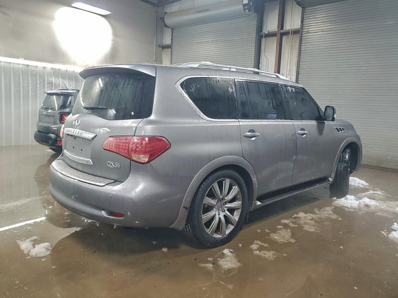 INFINITI Qx Image 12