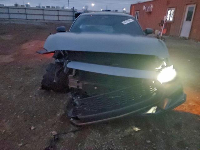 Ford Mustang Image 12