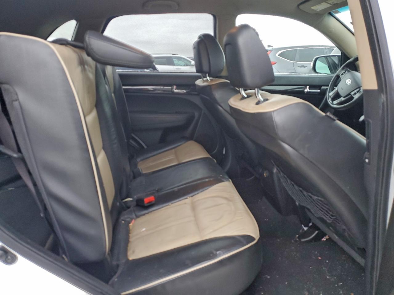 Kia Sorento Ex Image 11