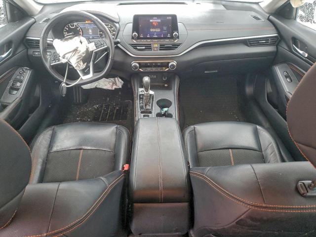 Nissan Altima Sr Image 2