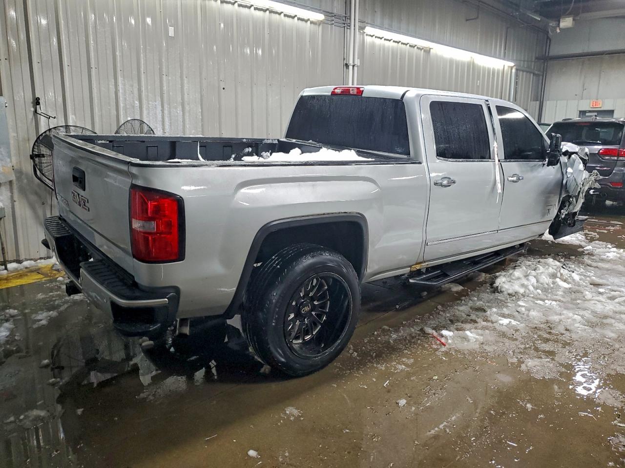 GMC Sierra K1500 Sle Image 3