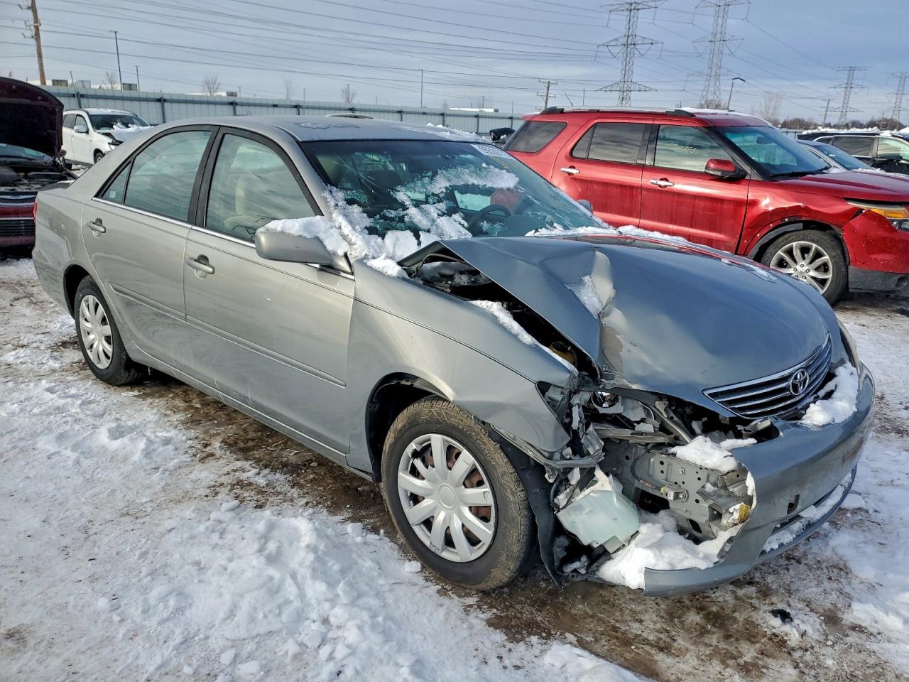 Toyota Camry Le Image 3
