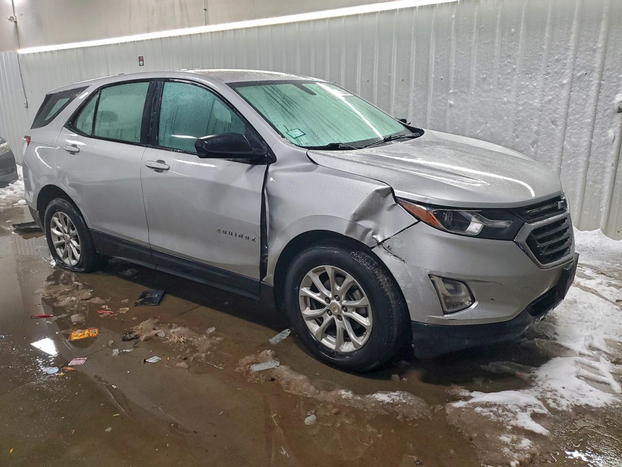 Chevrolet Equinox Ls Image 4