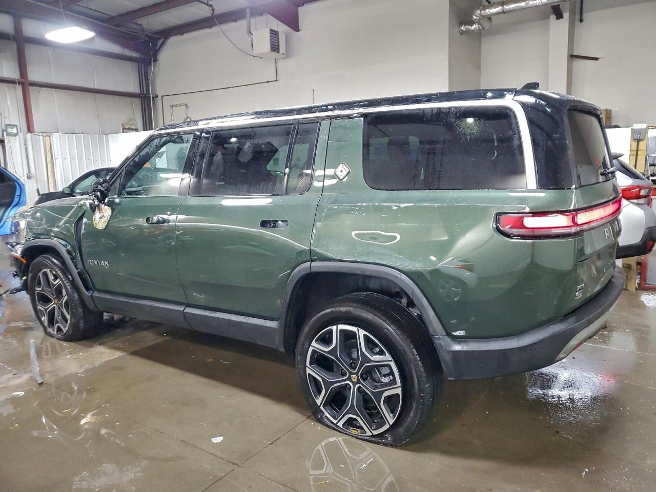 Rivian Ris Adventure Image 3