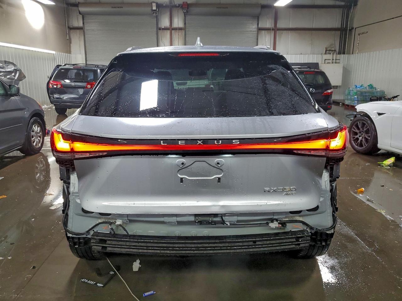 Lexus RX 350 Base Image 11