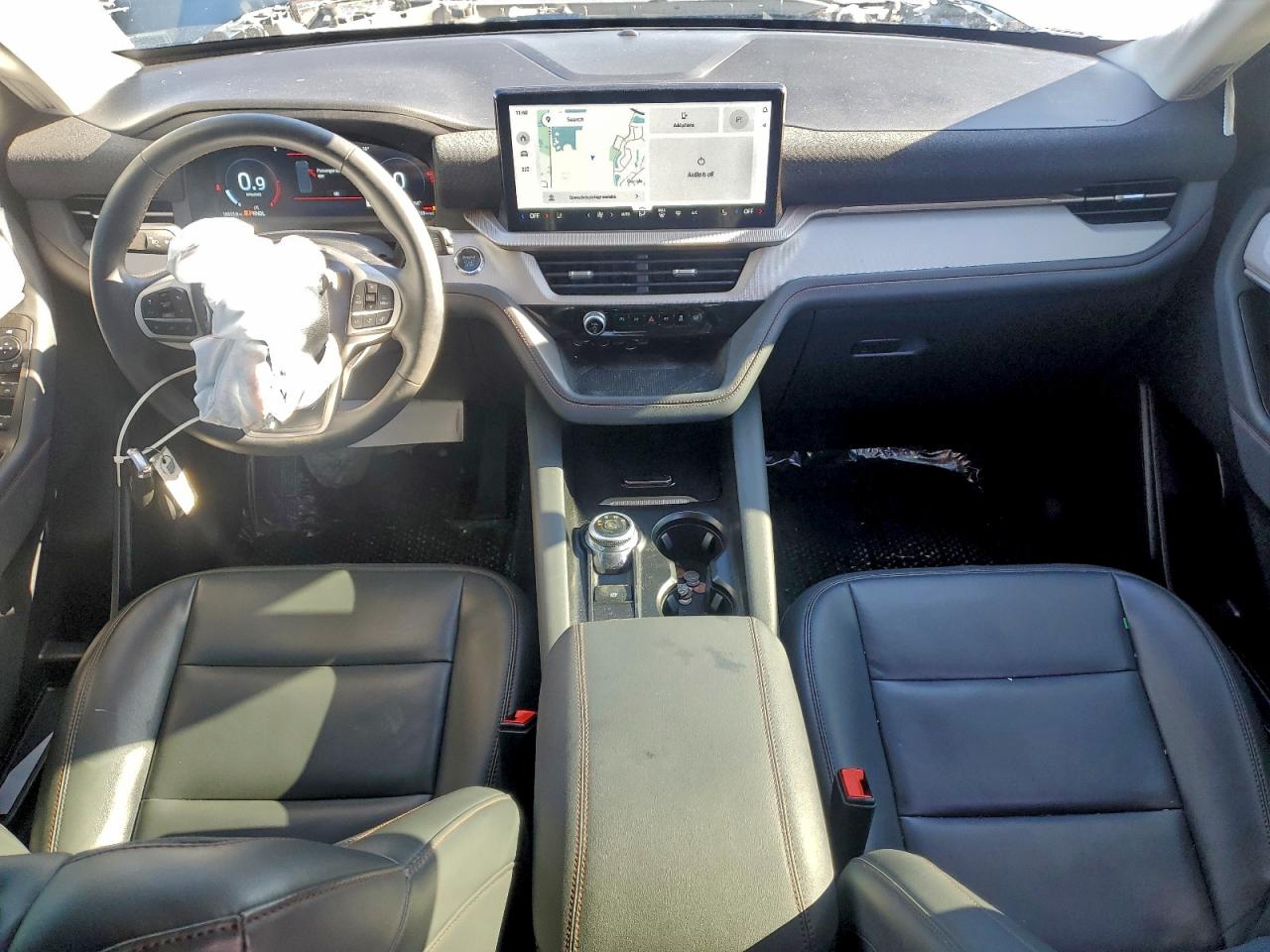 Ford Explorer Active Image 7