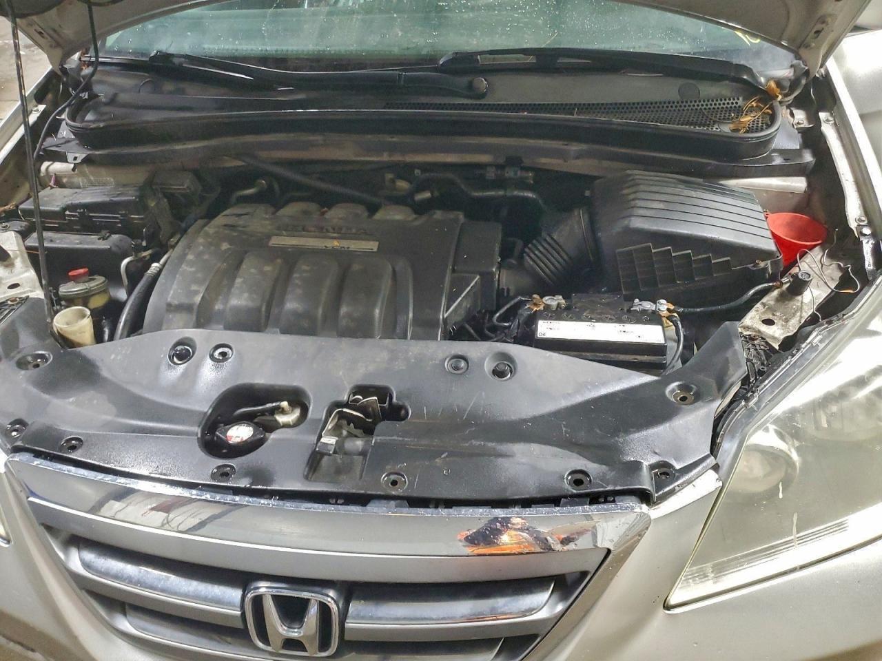 Honda Odyssey Touring Image 9