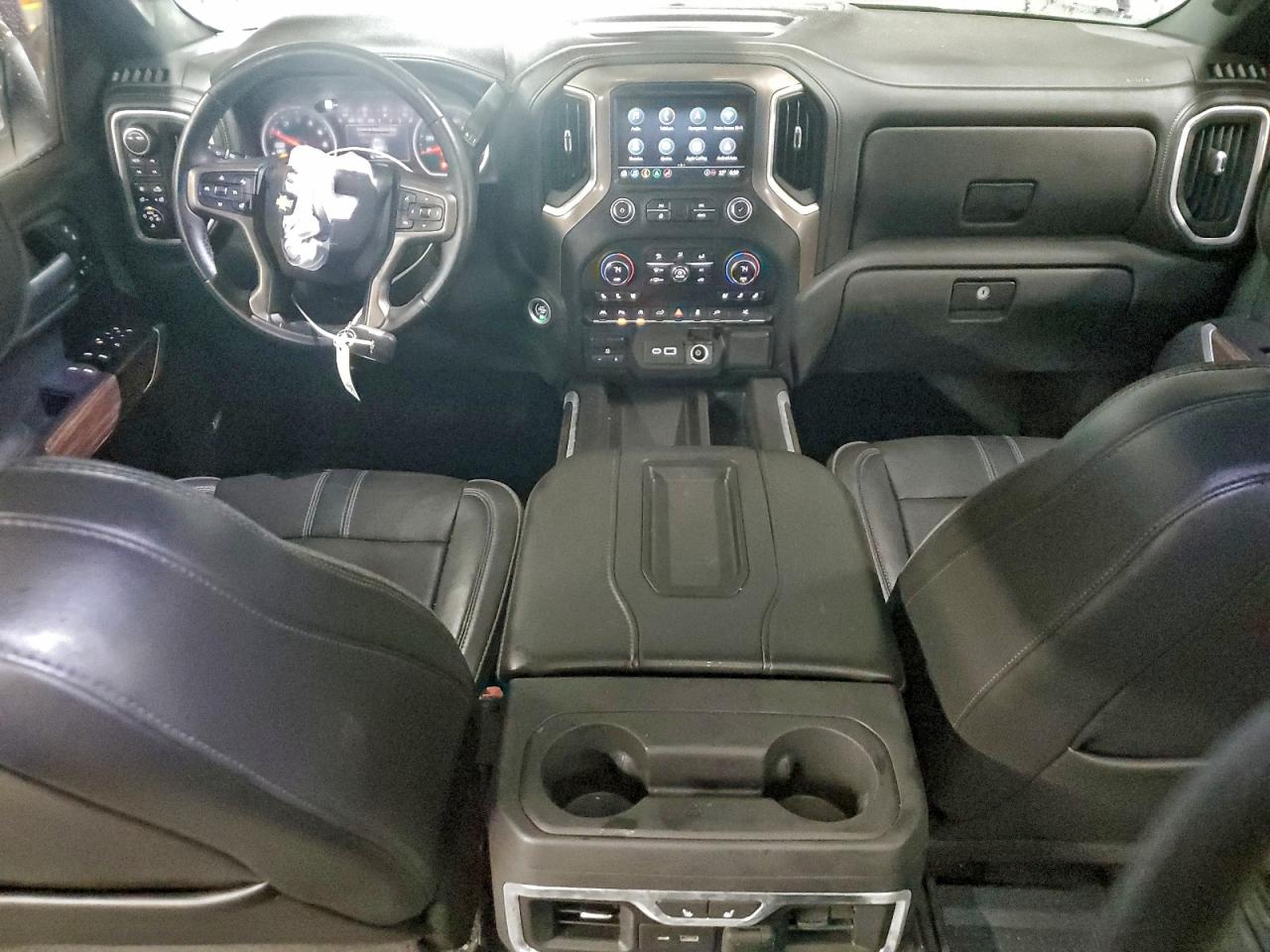 Chevrolet Silverado K1500 High Country Image 10