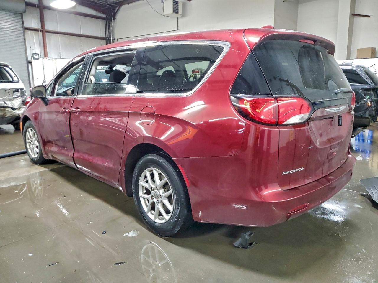 Chrysler Pacifica Lx Image 8