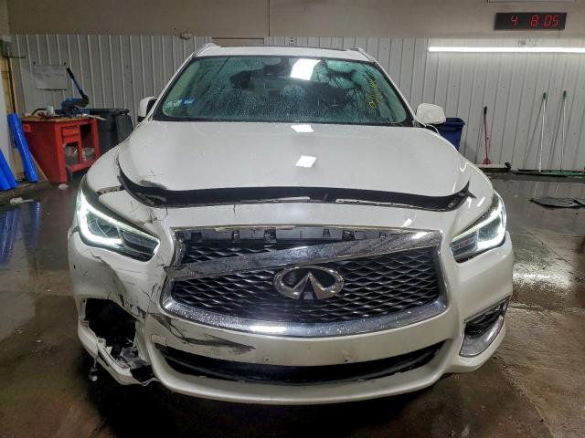 INFINITI Qx Luxe Image 4