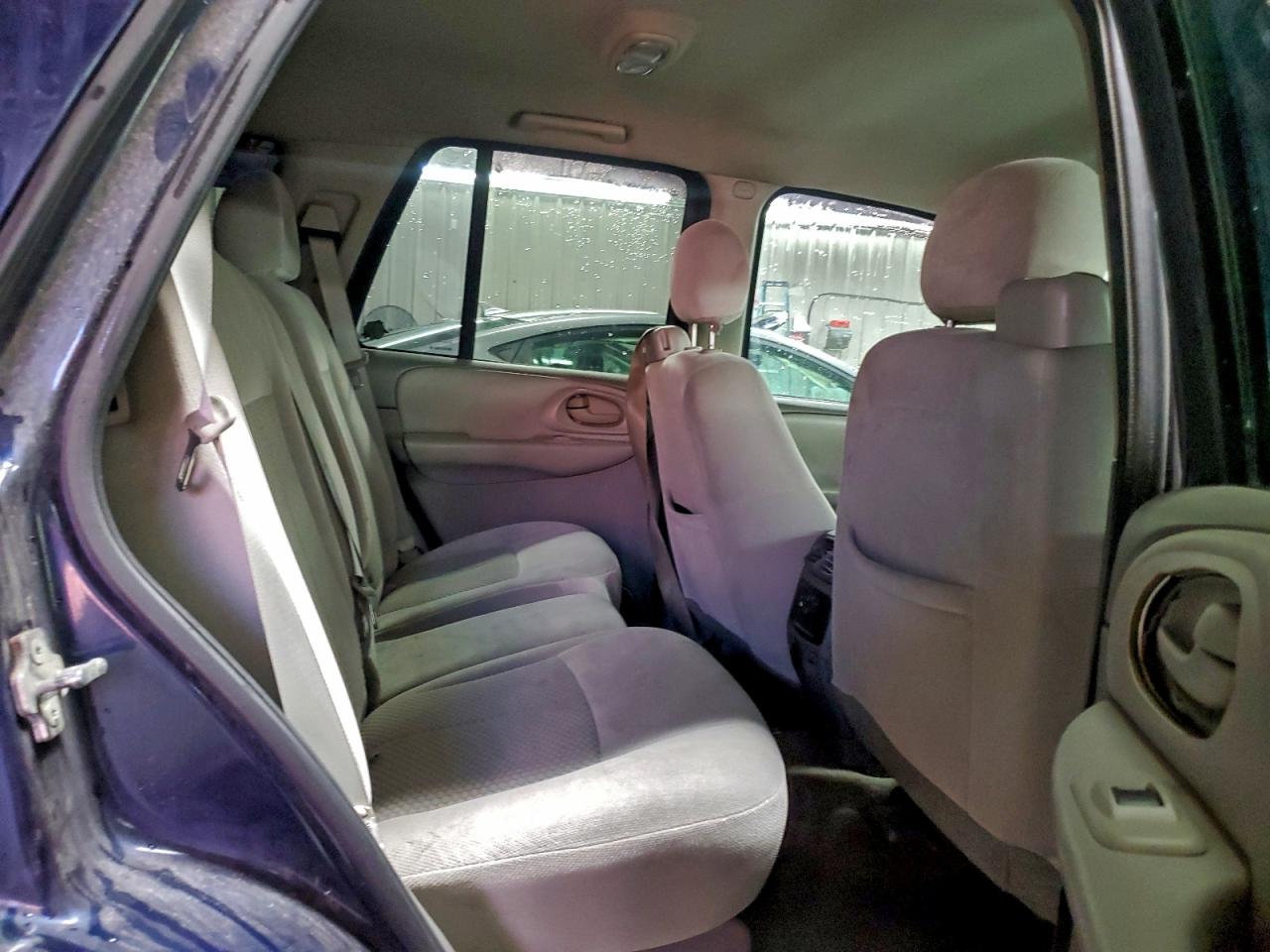 Chevrolet Trailblazer Ls Image 5