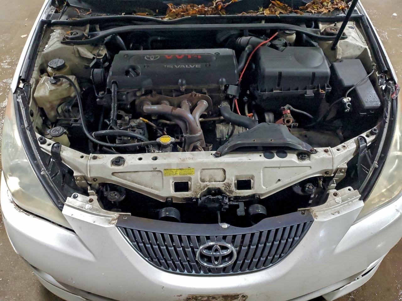 Toyota Camry Se Image 9