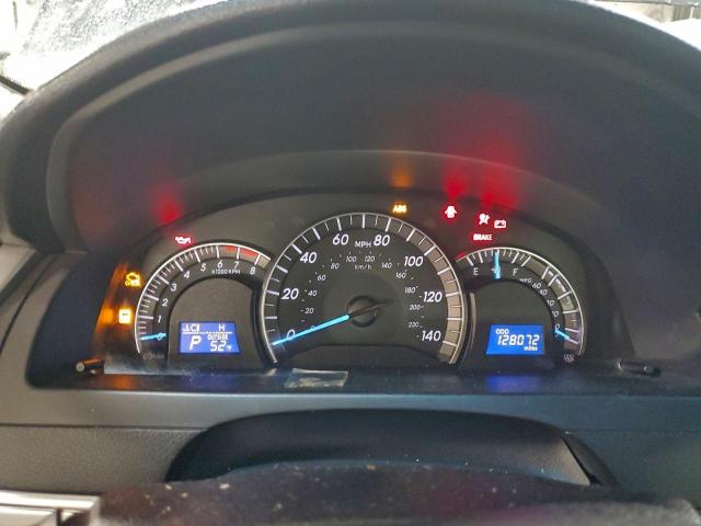 Toyota Camry Base Image 11