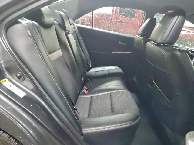 Toyota Camry Base Image 9