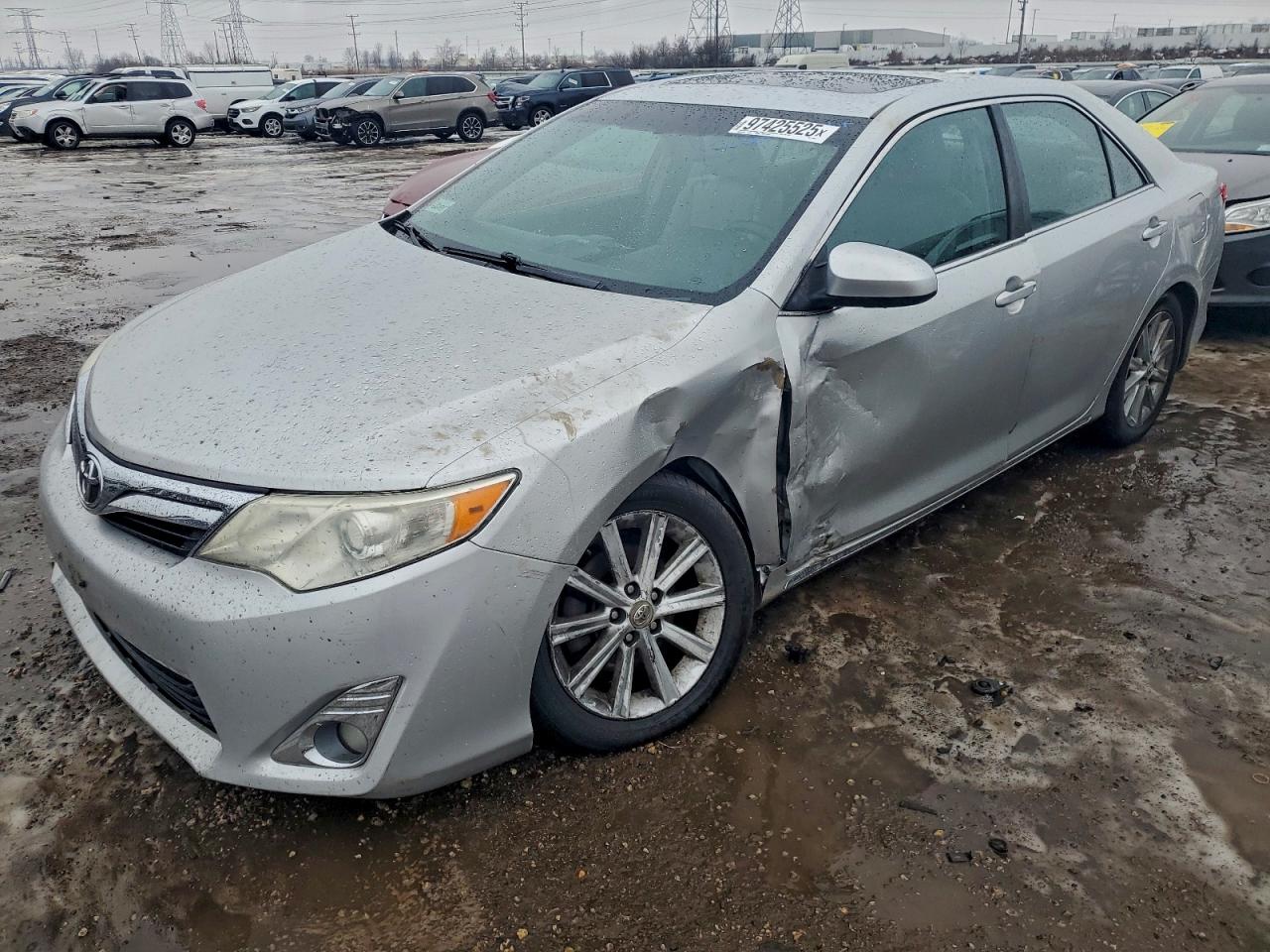 Toyota Camry L Image 1