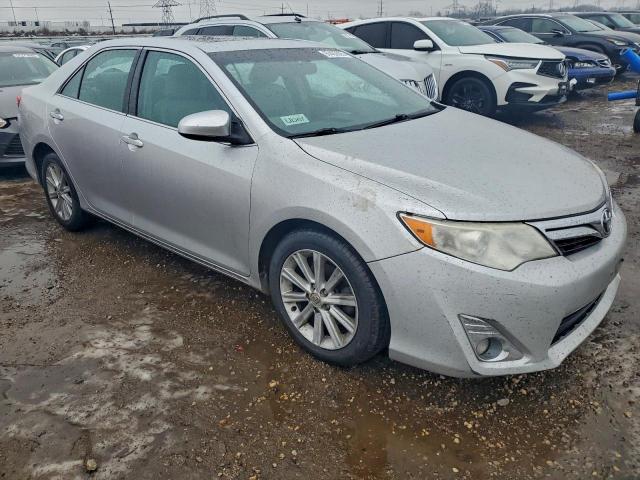 Toyota Camry L Image 3