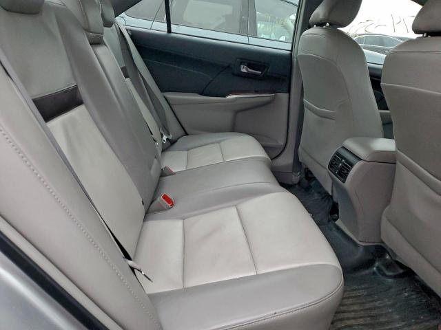 Toyota Camry L Image 10