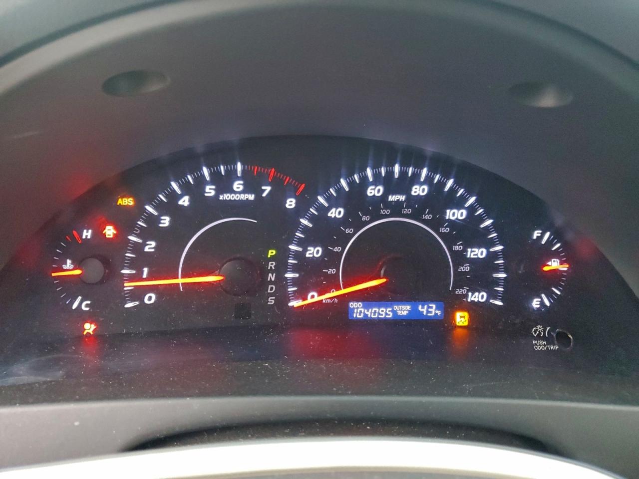 Toyota Camry Base Image 7