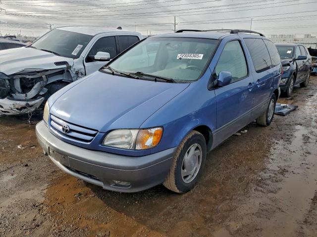  Salvage Toyota Sienna