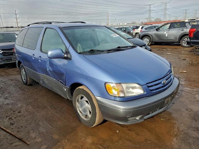 Toyota Sienna Le Image 12