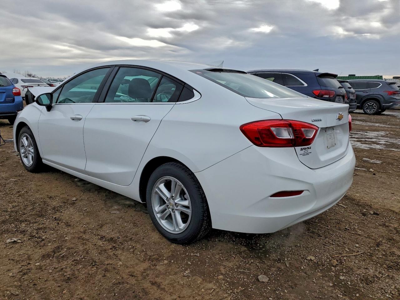 Chevrolet Cruze Lt Image 2