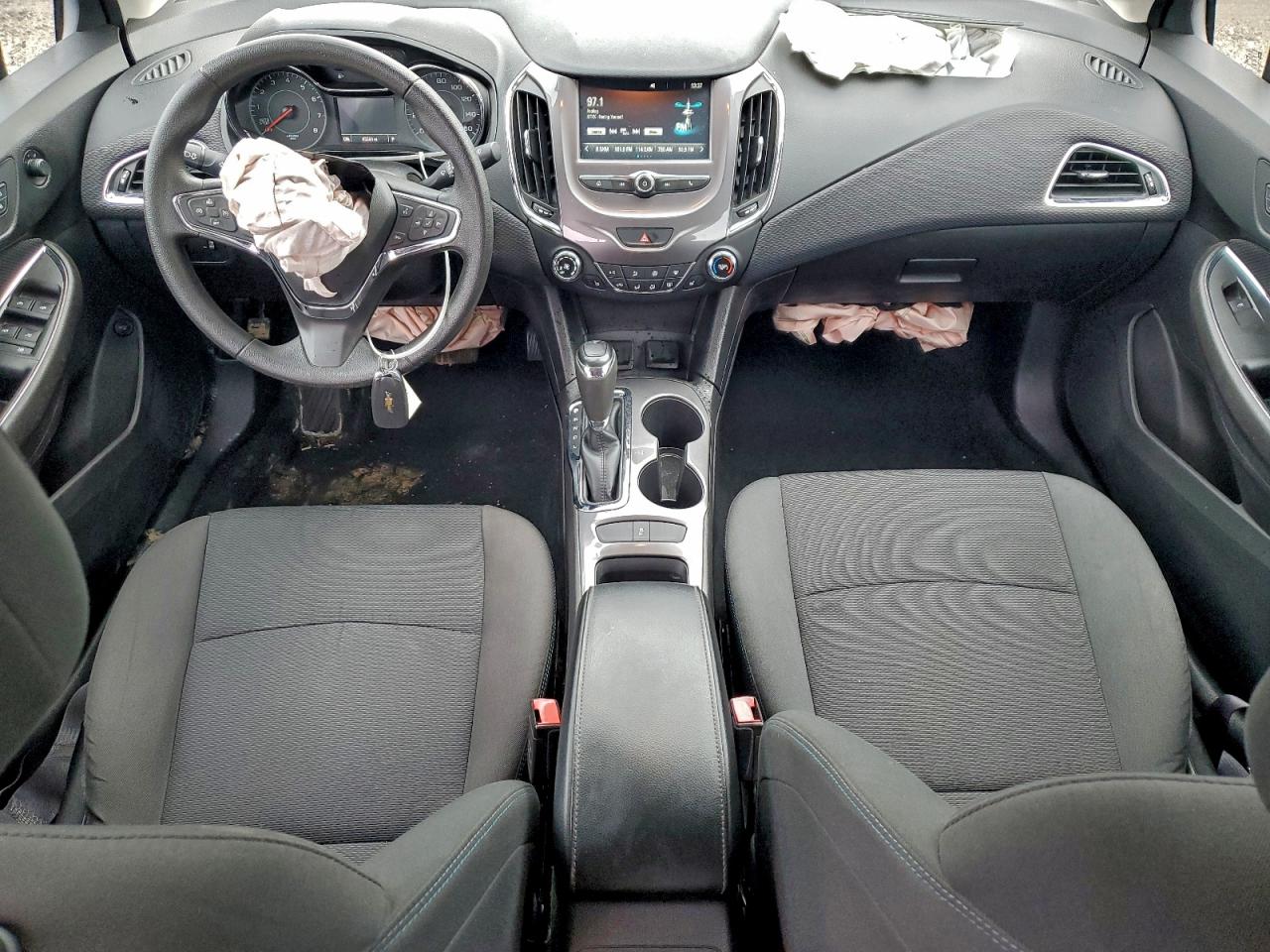 Chevrolet Cruze Lt Image 11