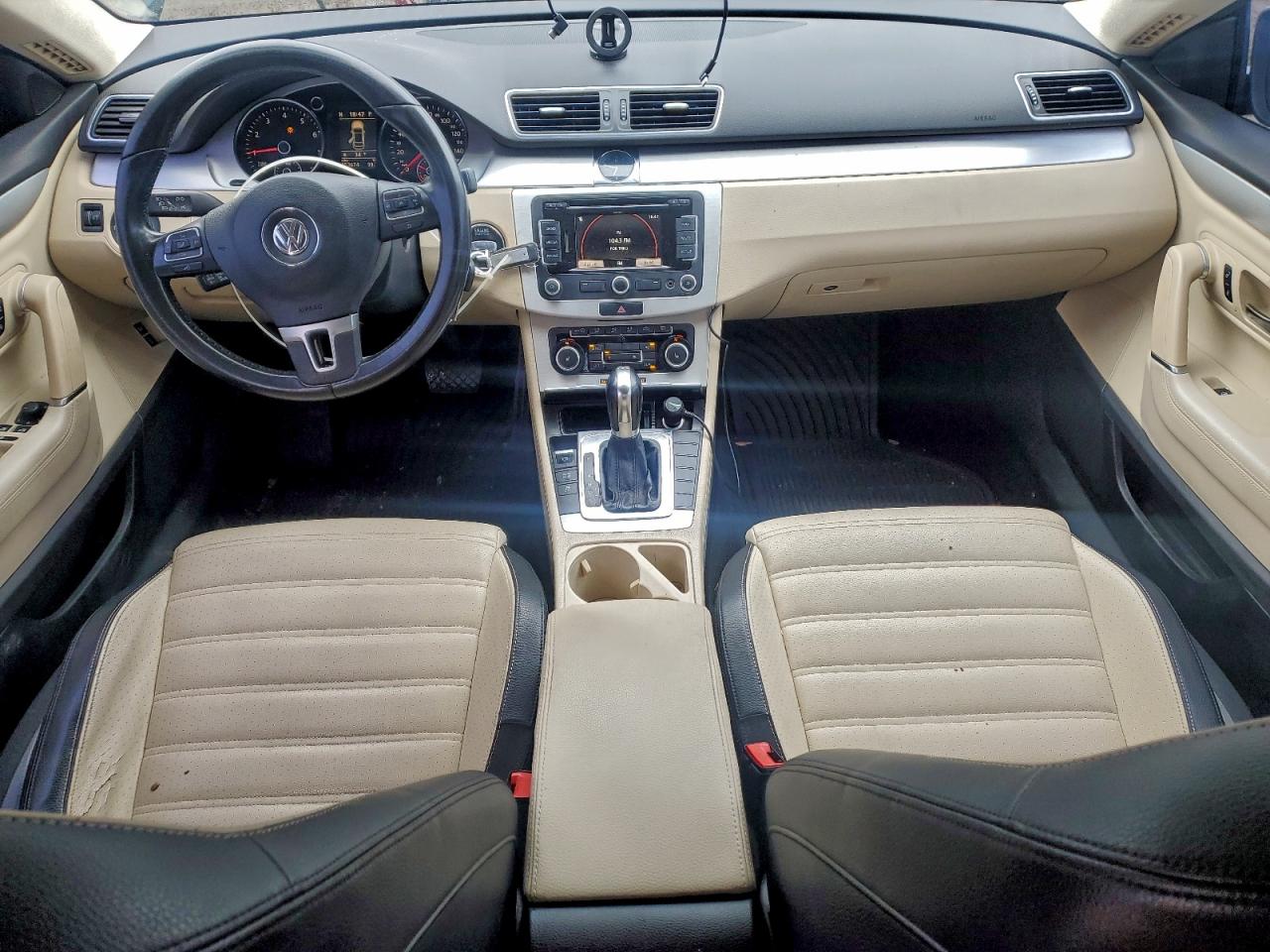 Volkswagen CC Luxury Image 8