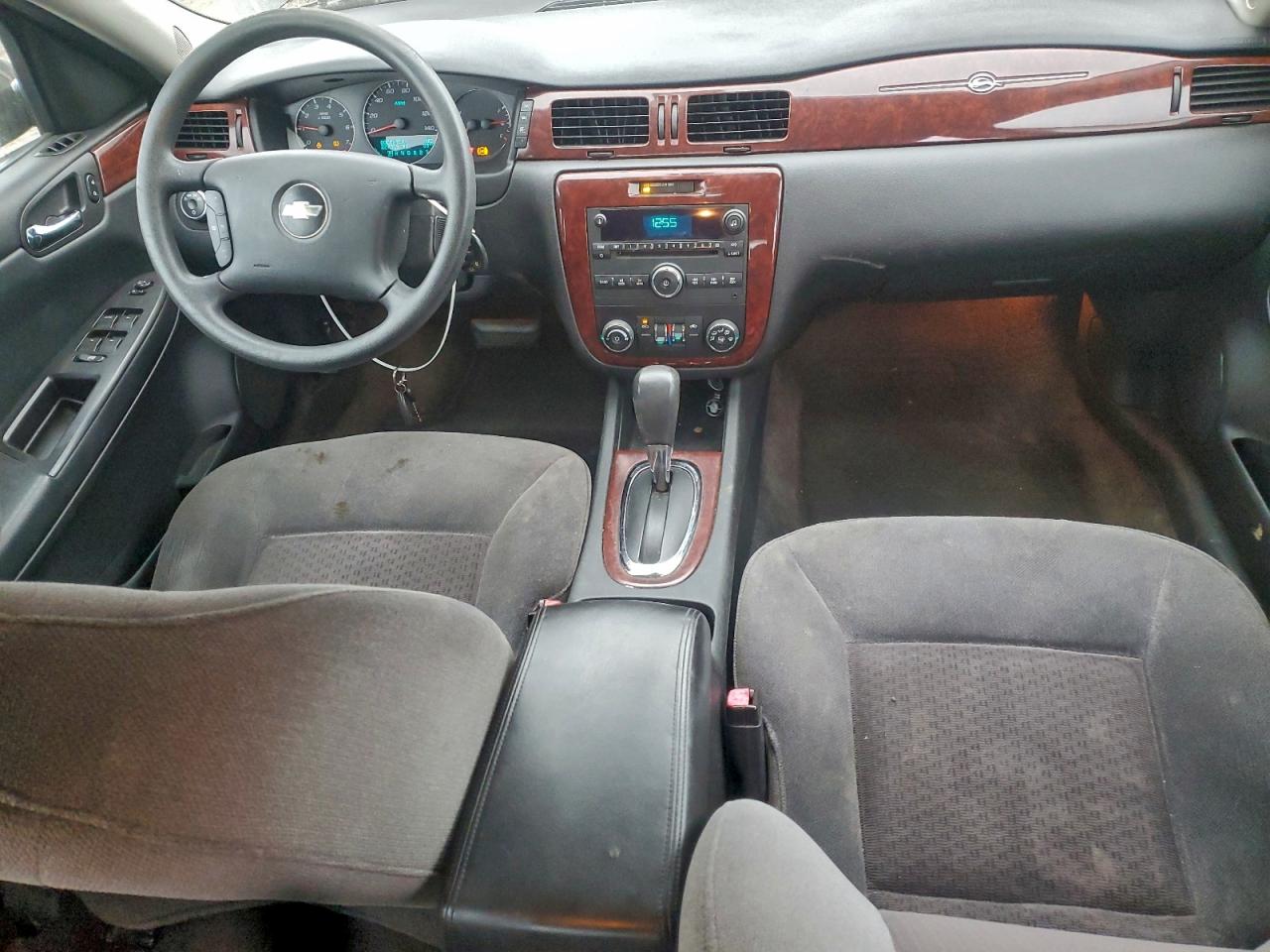 Chevrolet Impala 1lt Image 10