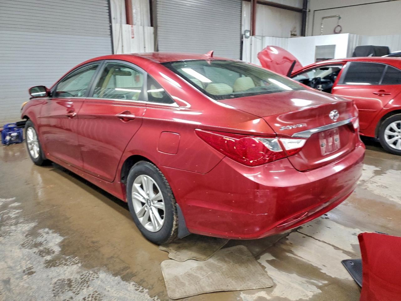 Hyundai SONATA Gls Image 3