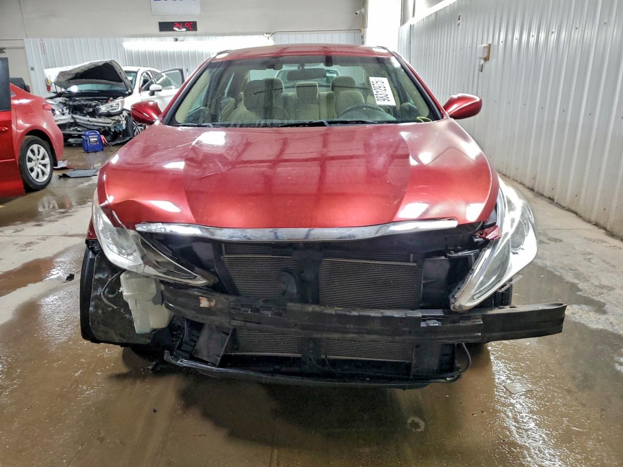 Hyundai SONATA Gls Image 2